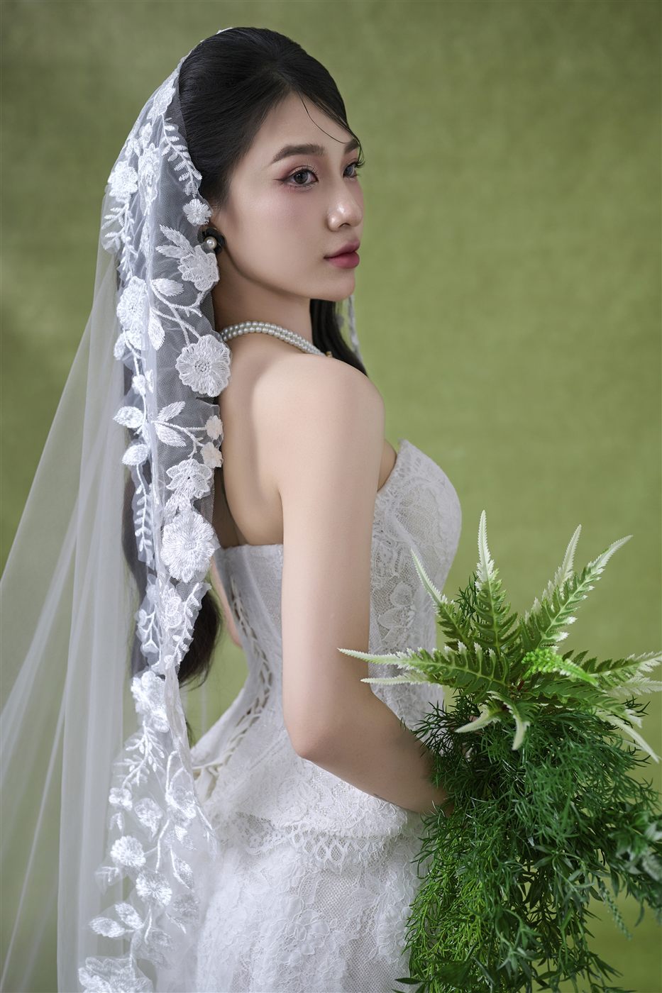 Ảnh cưới studio phông xanh Pleiku